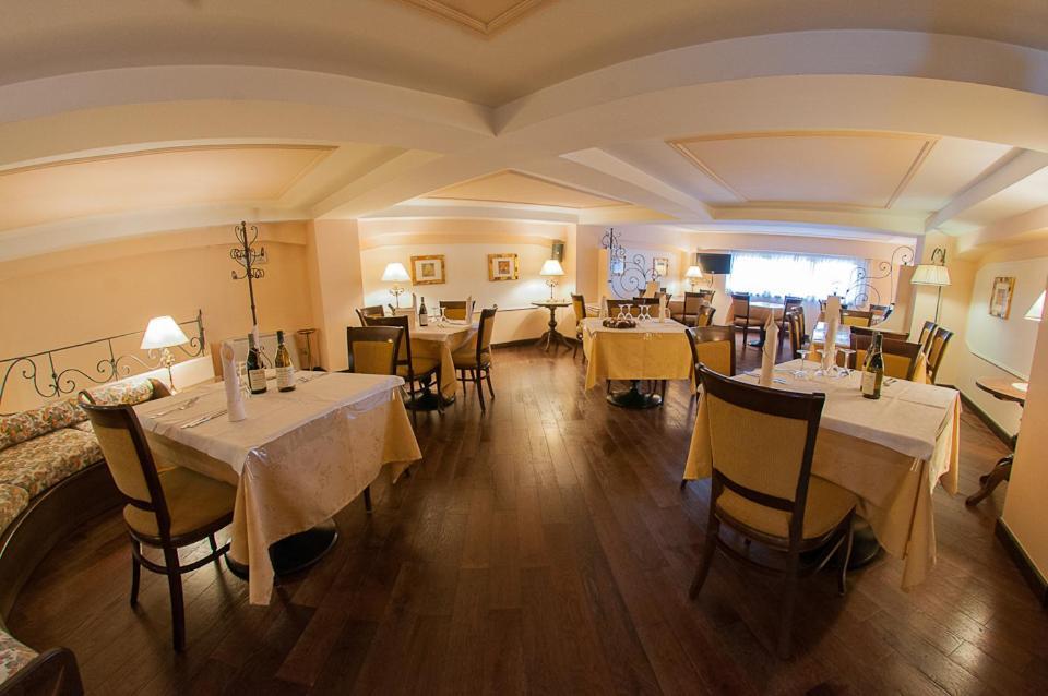 Hotel Garni Posta Pescasseroli Exterior photo